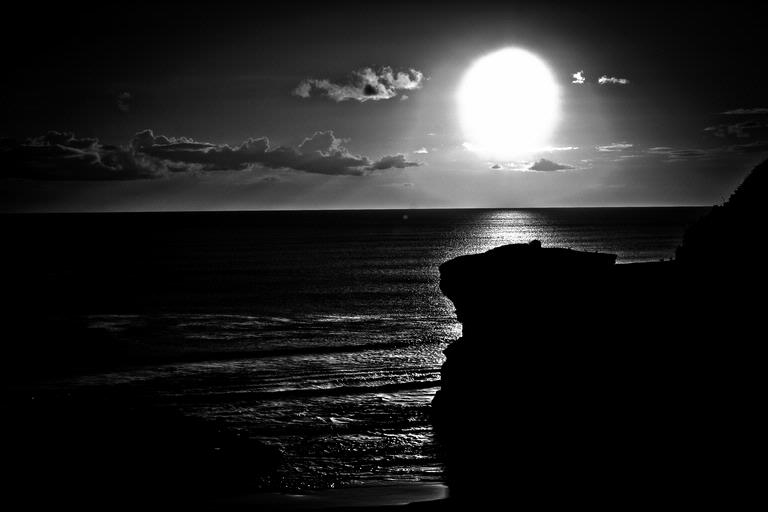 Samsul Islam; The Setting Sun; The photo has been at Muriwai Beach of Auckland