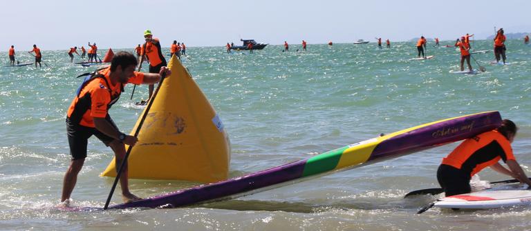 susanne wichmann; Takapuna beach; paddle