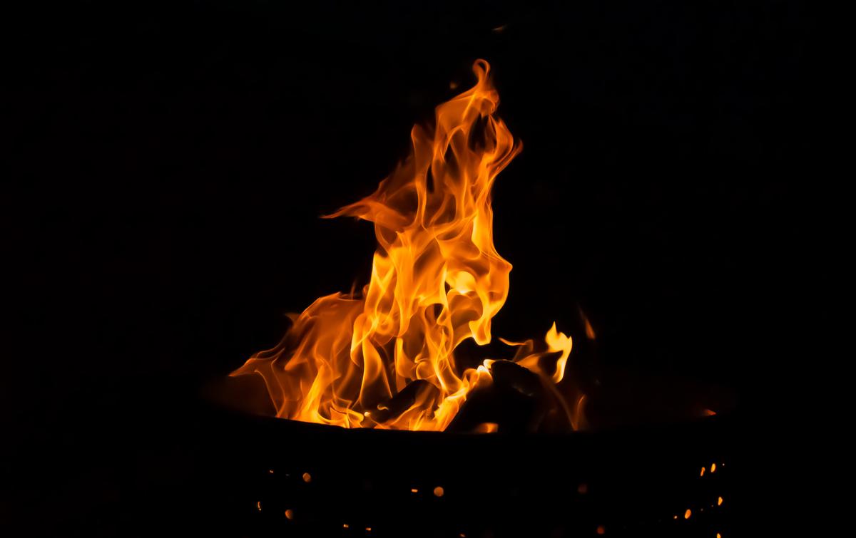 Shafeek Allie;Howling flame;Wild fire
