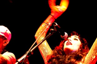 Kitty,Daisy & Lewis hhmm