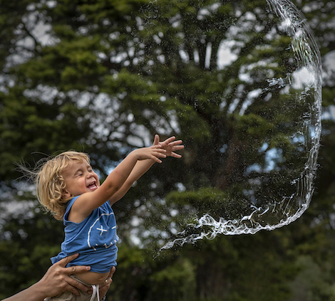 Torben Nielsen_The Joy Of Playing With Bubbles