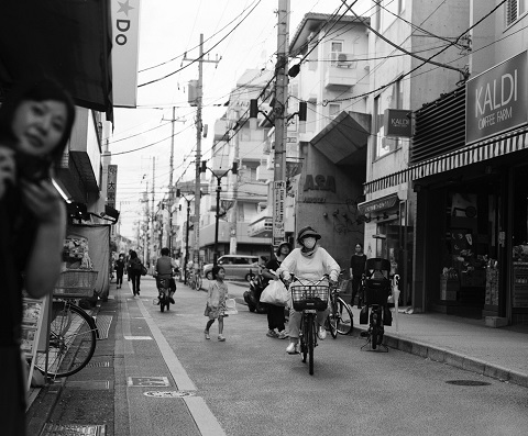 Hannah Rose Arnold; Yoga Street Tokyo