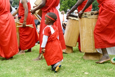 Shunmei Luo; Music on the Street