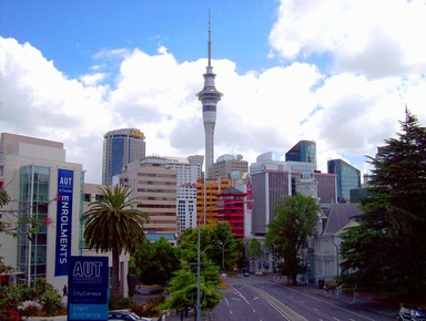 Haani Badeeu; Good Morning City of Sails!;Took this foto on a lovely morning heading to AUT and guess what its enrolment day!!