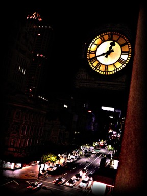  Guardian Trust Clock, Queen Street