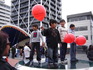 Julia Cotton; Red balloons; Diwali 2007