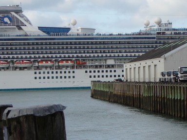 Samantha Smith; Cruising off; Harbour Feb 2007