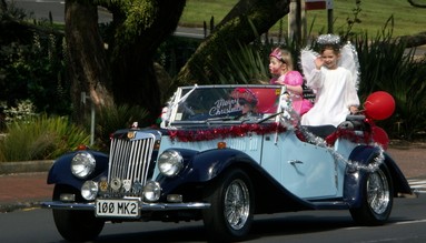 Zelda Wynn; MERRY CHRISTMAS EVERYONE; Participating in the New Lynn Santa Parade