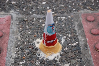  taken on holiday this Christmas time - obviously someone wasn't quite so happy with their ice cream