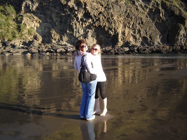 A Mums Hug; Piha