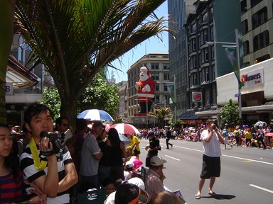 Julia D;Santa Parade;Queen Street