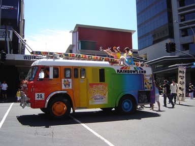  Rainbows End Float