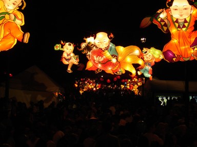 Mary Hardiman;DSC03720;Lantern Festival   Albert Park