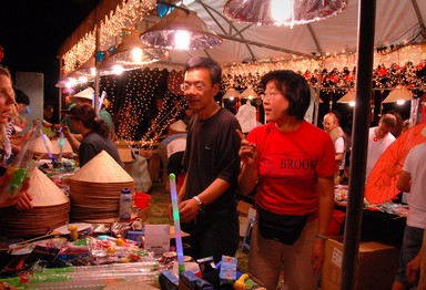 Dave Barker;Festival Stall;2009 Festival. Shot 113 pics.