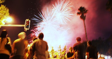 Julie Cooper;Glowing Lights;The crowds gathered to watch the magnificant Chinese Lantern Festival fireworks (shot 60 pics)