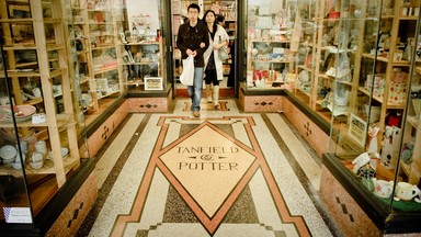 Alan Hough;Tanfield and Potter;An Auckland, Queen Street, iconic shop of the past.