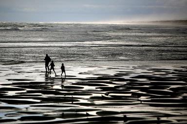 Na Sang Kyun;sangkNa2;Muriwai beach