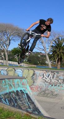 Judy Klaus; Flying high; A skateboarders skills