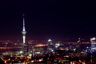  A calm chilly night in Auckland waiting for a shooting star.