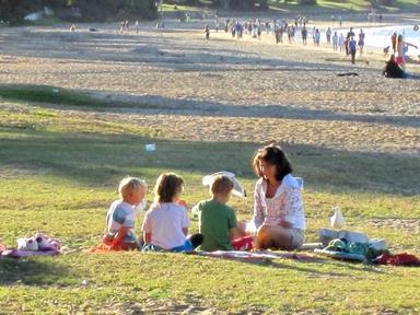 JERRY ZINN; AUTUMN ON TAKAPUNA BEACH; SUCH A PLEASANT SCENE