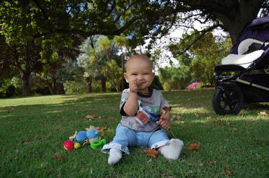 Elena Yanchyn; Tasting the autumn; Photo taken at The Domain