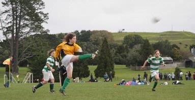 Jasmin Sheikh; Strong inside and outside; What a shot, ball is spinning in the air