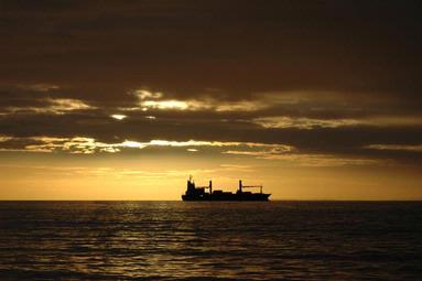 Ryan; Ship on the horizon of the Hauraki Gulf