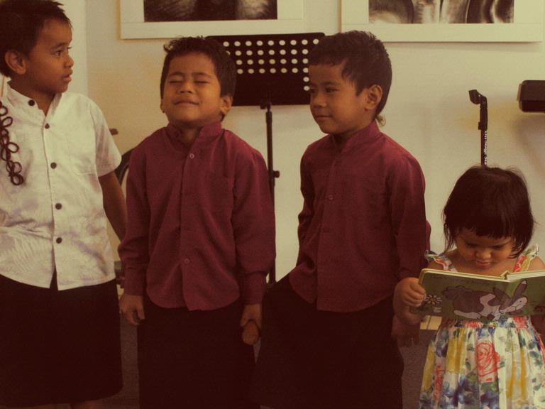 Pearllisa Aptinko; Sunday school kids