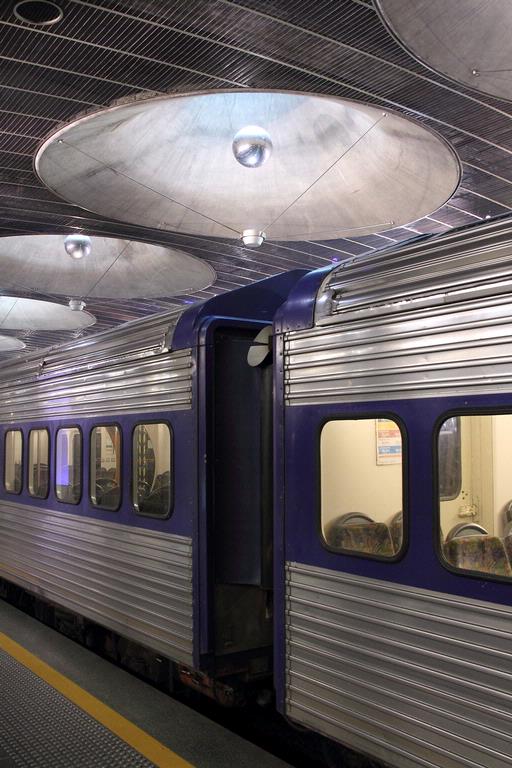 Barry Holland;Sky Train!