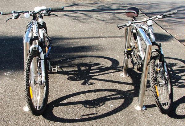 Juliet Hopkins; Bike to Station