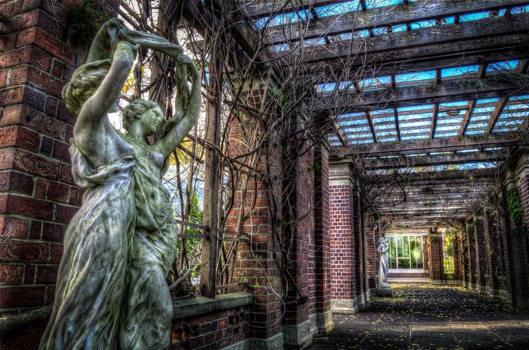Ian Rushton;Wintergarden Maidens;Wintergardens, Auckland Domain