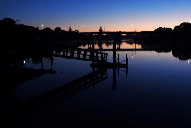 John McKillop; Tamaki River Dawn 02