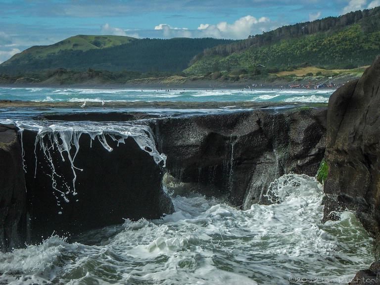 Ian Rushton;Muriwai