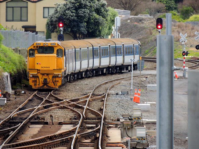 John McKillop;Britomart Bound;Subbie heading away from Newmarket.