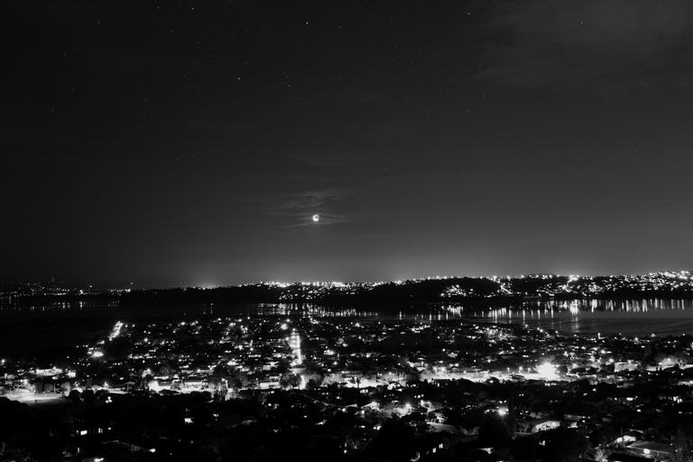 Brad  Aylwin;Mangere Bridge  at Night;Top of Mangere Mountain