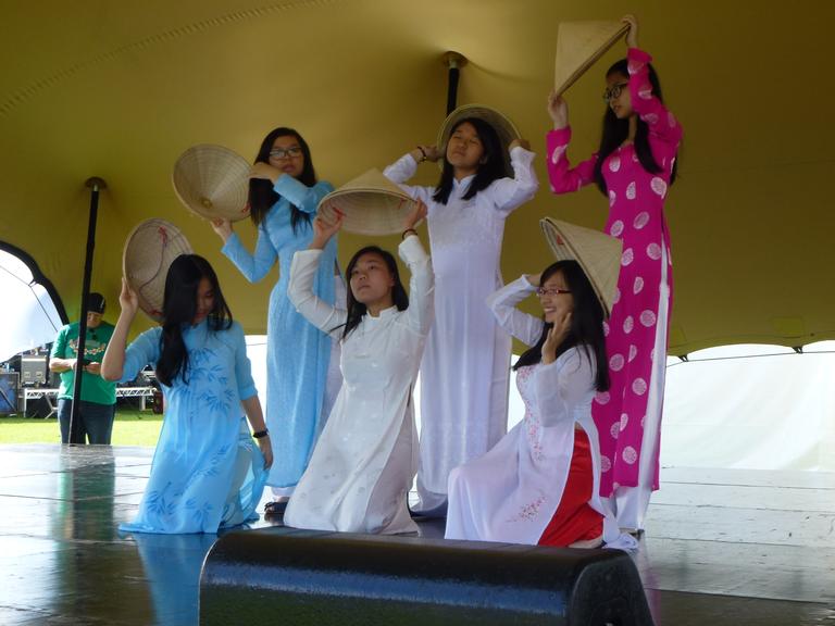 Helen Wong; Cultural Dance; Mt Roskill April 2014