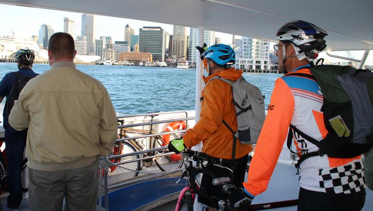 susanne wichmann; Auckland with bike and ship