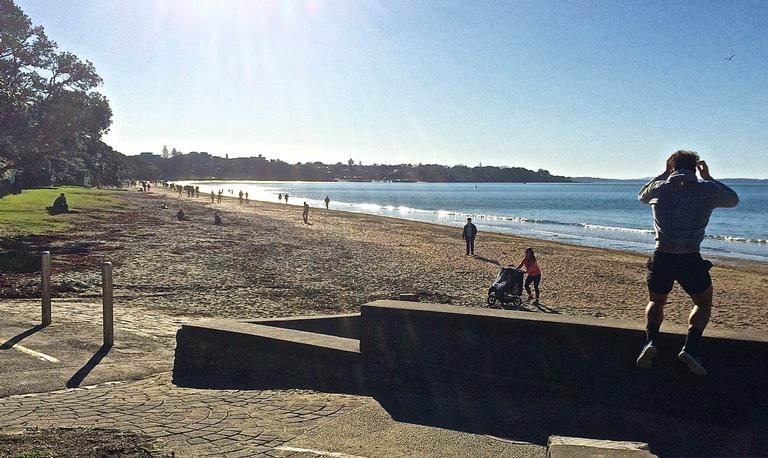 JERRY ZINN; FITNESS JUNKIE; TAKAPUNA BEACH.