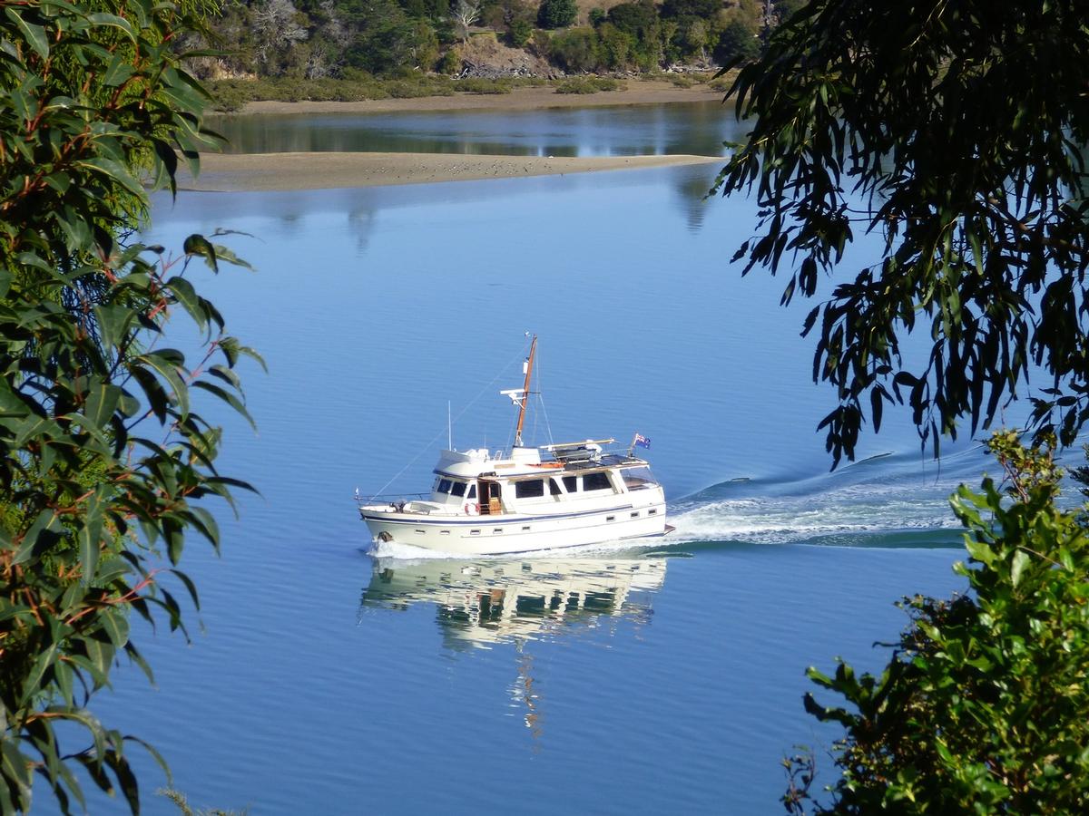 Kerri Walker; Pleasure craft; 1st boat in 5 days apart from Ferry and Police Boat