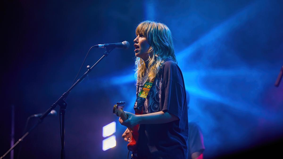 Reef Reid;Ladyhawke;Performing live at Peachy Keen festival 2021 in Wellington