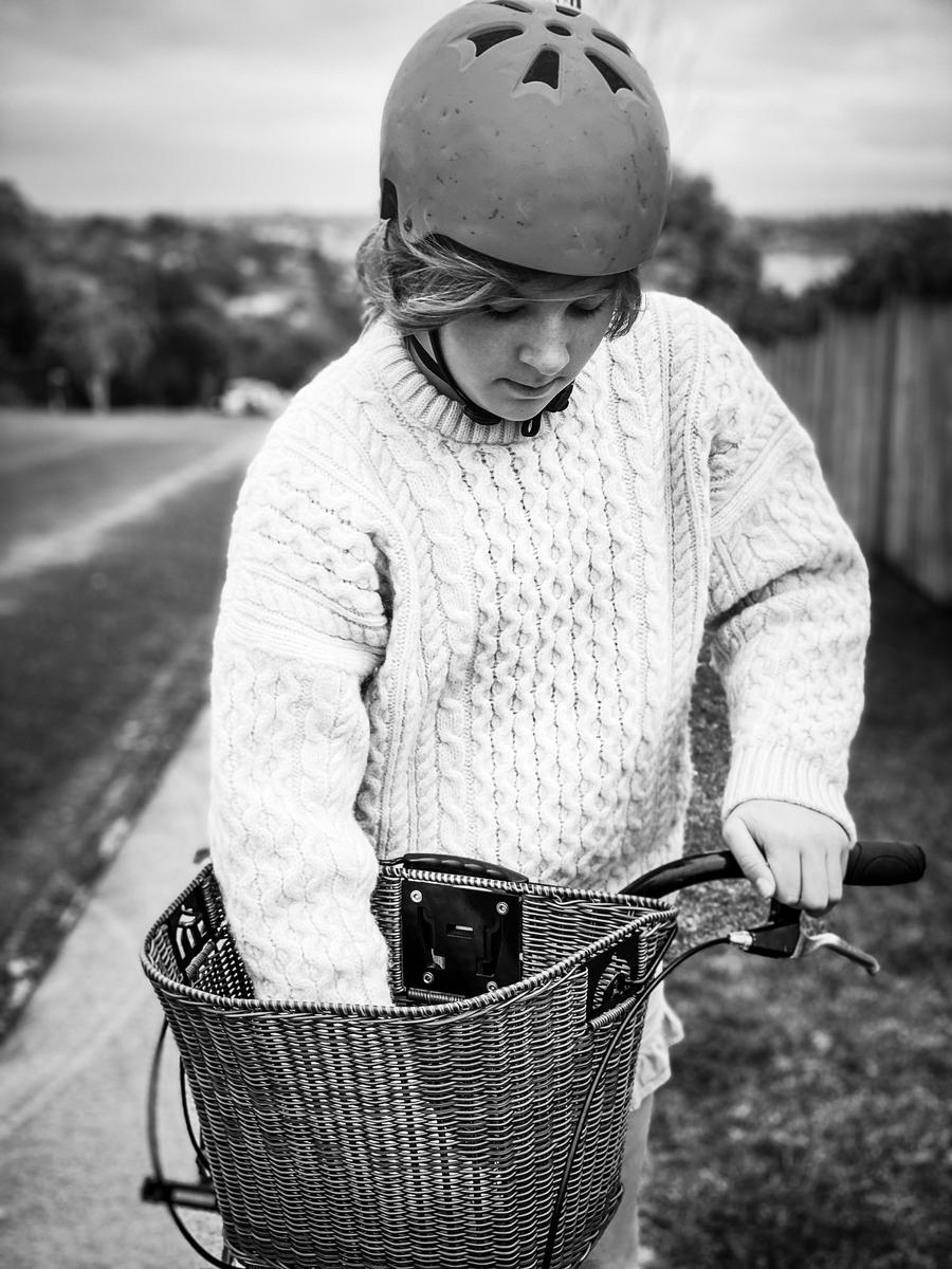 Melissa Jackson; Bubble walks ; Chloe collecting small flowers to take home to press in between pages to create memories