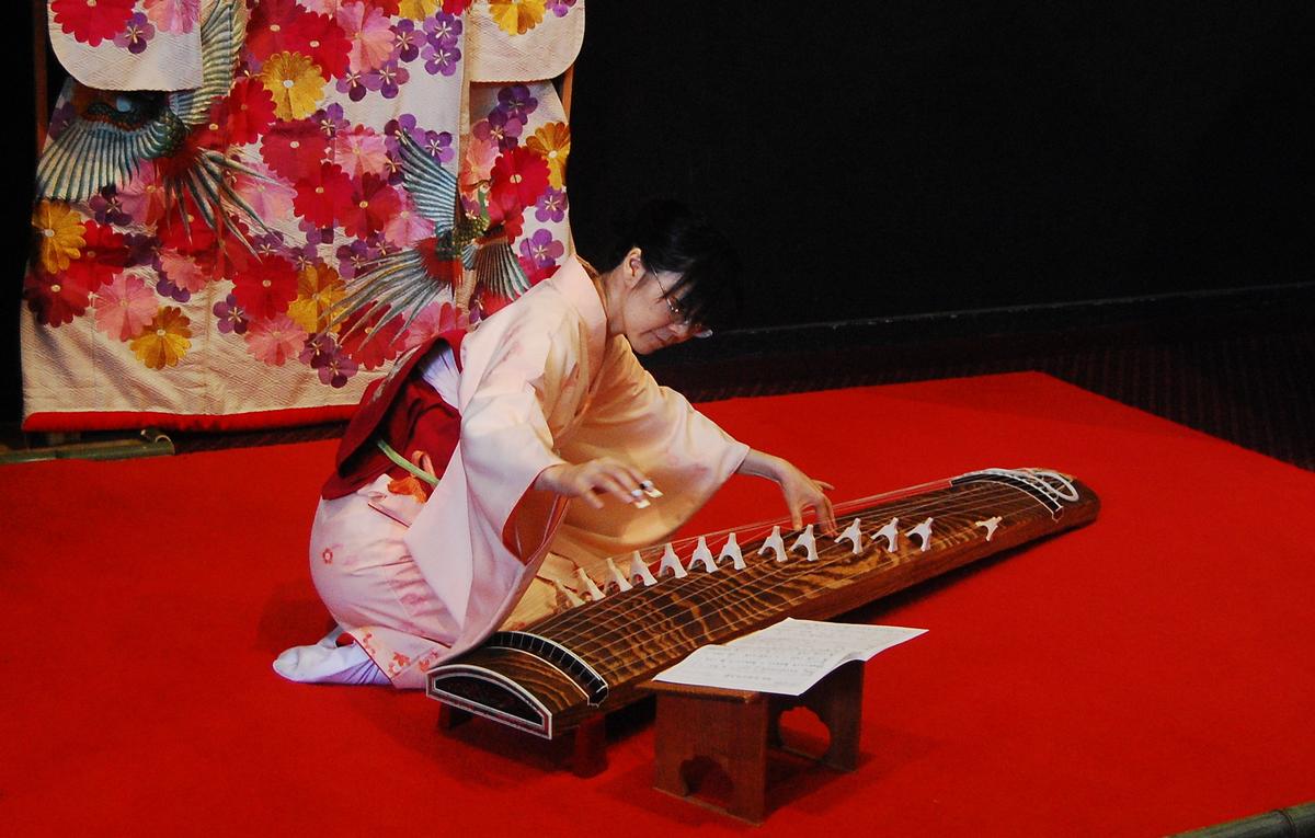 Karlyn Tefora; Koto music 2010