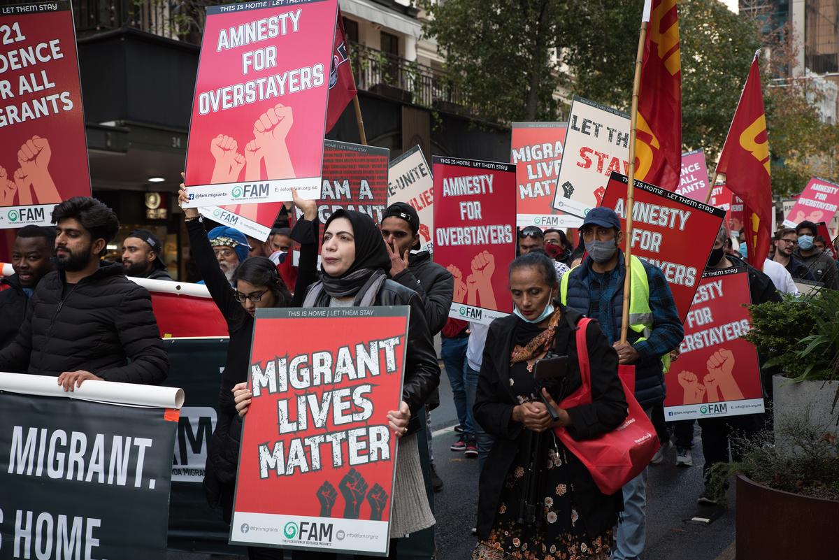 Dave Barker;Queen St protest