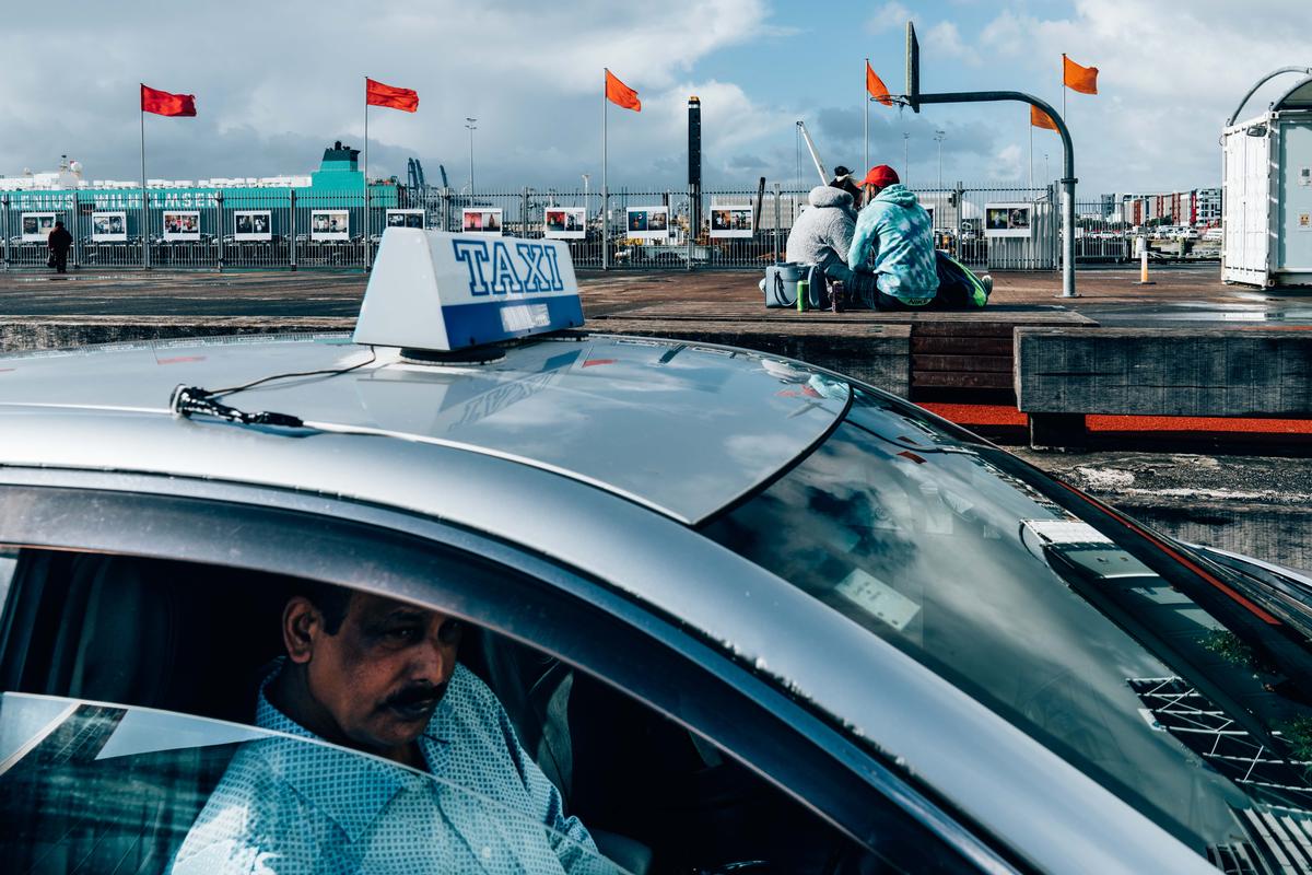 Yiming Chen;Ferry Terminal