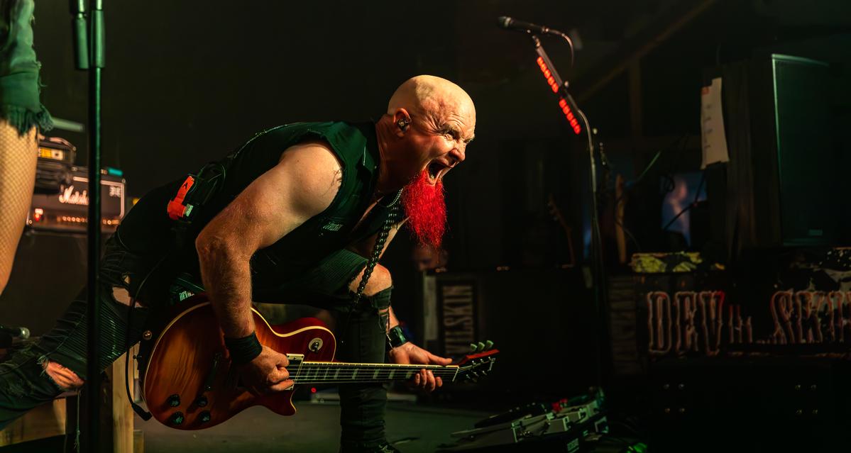 Amanda Hodge;Nail Vincent   Devilskin;Enticing the crowd at The Royal, Palmerston North