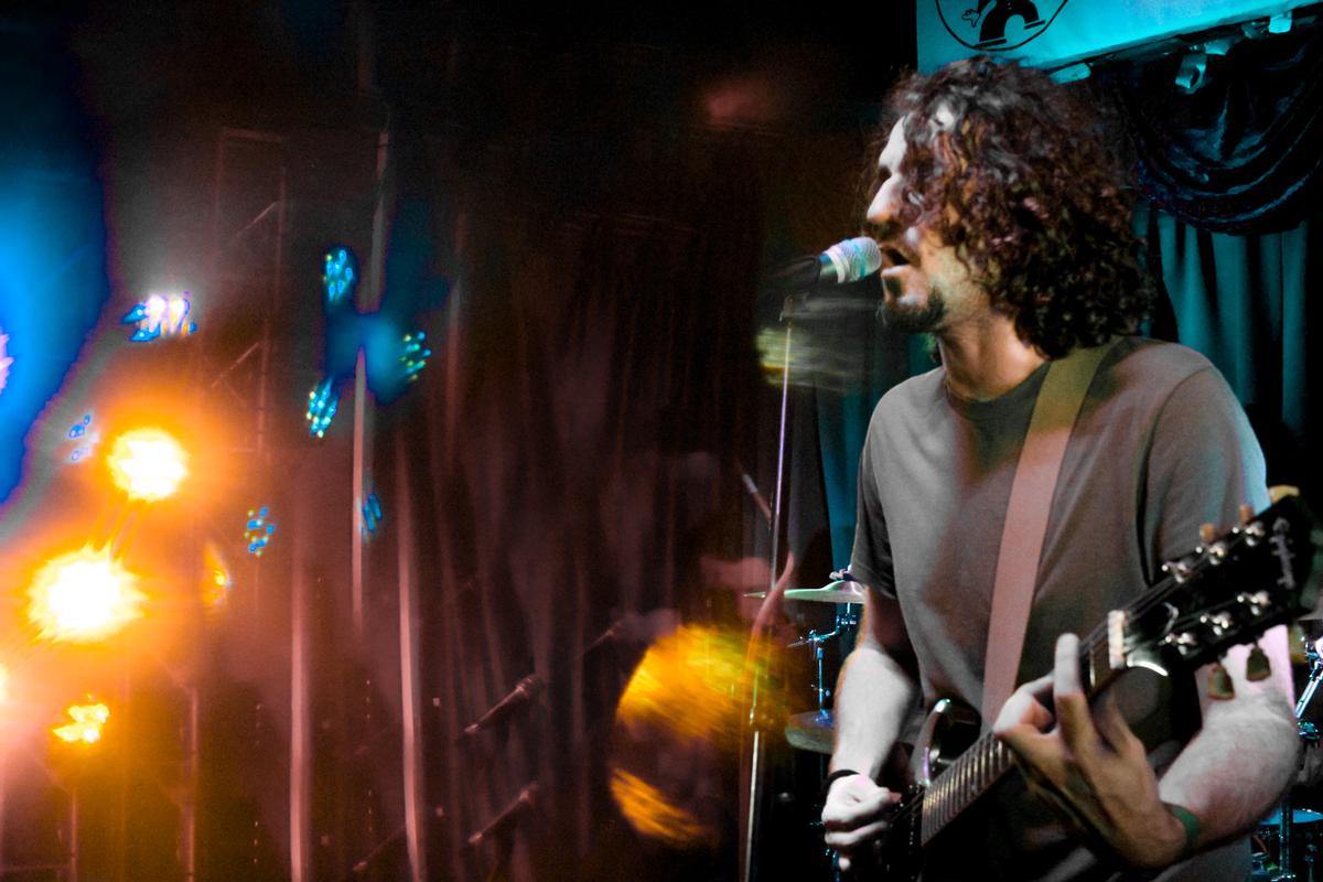Bellamy Mordecai; Skitch Hiker DIY Lens Filter/Colour Experiment;Skitch Hiker at Ding Dong Lounge ft. me practicing with improvising and teaching myself how to use Lightroom
