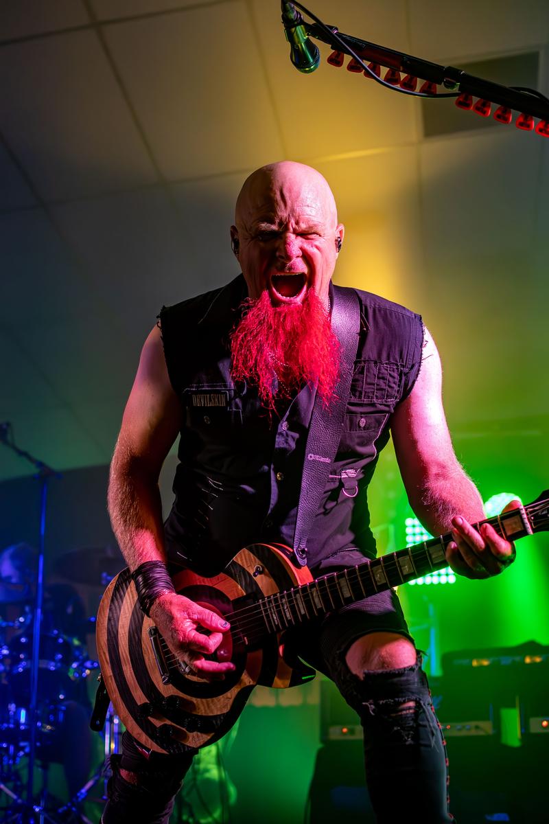 Jessica Barnes; Blissful Photography  Devilskin Guitarist Tony