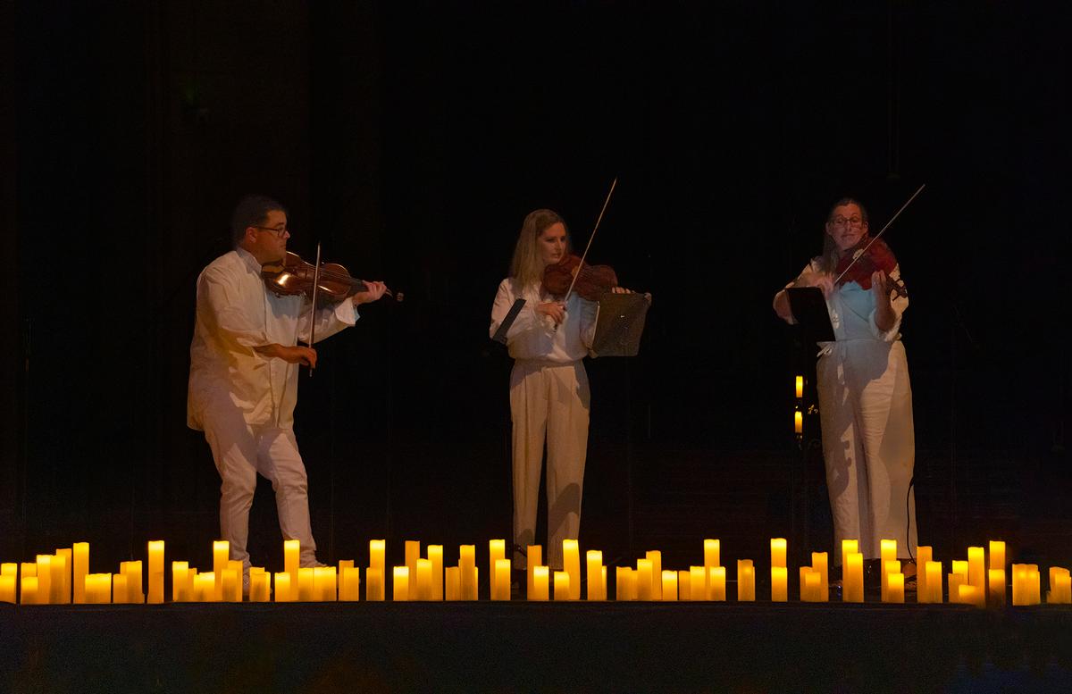 Jiongxin Peng; Candlelight concert 1