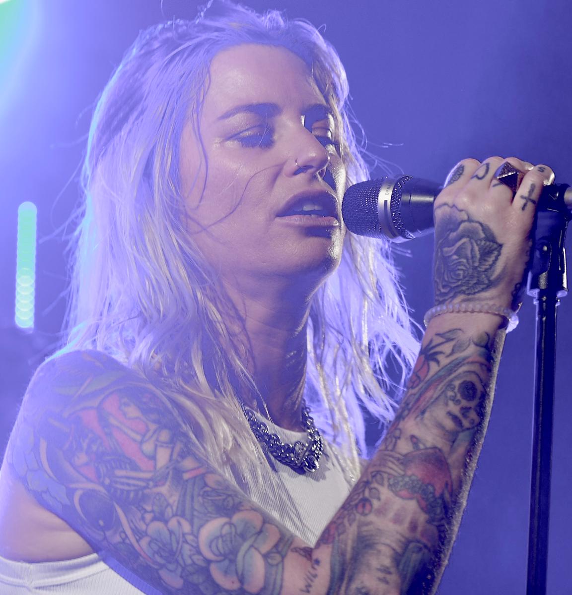 John Flatt;Gin Wigmore;seen at Smash Palace live music venue Gisborne NZ