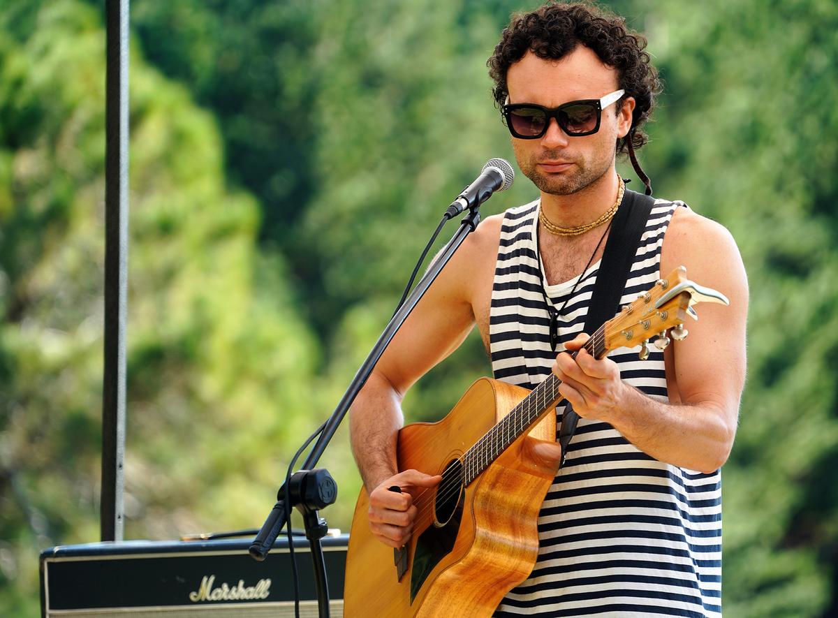 Juelle Hunt;Jarni Blair;Jarni Blair from The Summer Thieves at the Tanglewood Retreat
